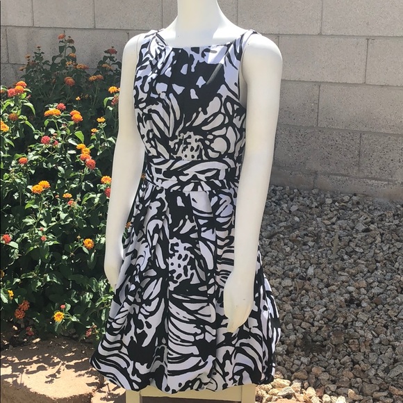 JESSICA SIMPSON BALOON STYLE DRESS SZ 8 - Picture 3 of 7